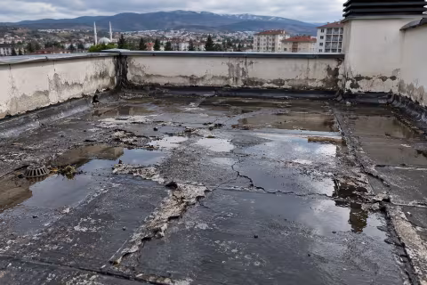 teras su yalitimi